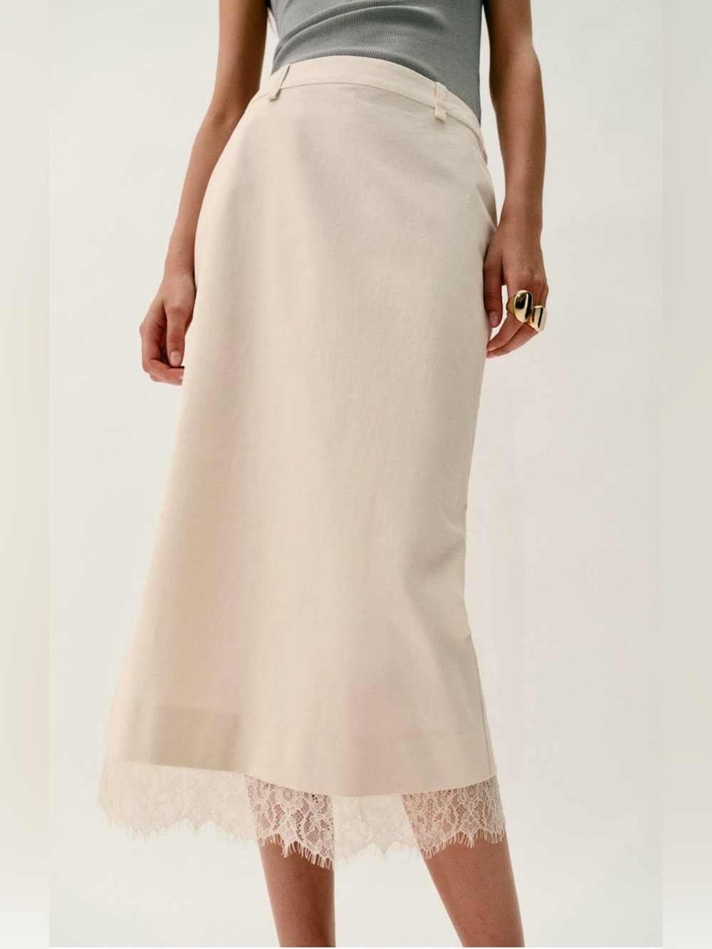NWT ZARA Cream Midi Skirt with Lace Hem size M
